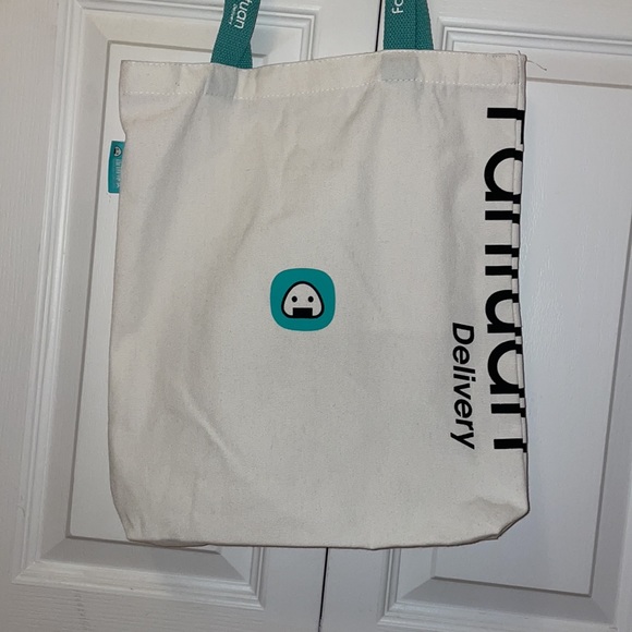 NWOT FANTUAN TOTE BAG - Picture 7 of 9